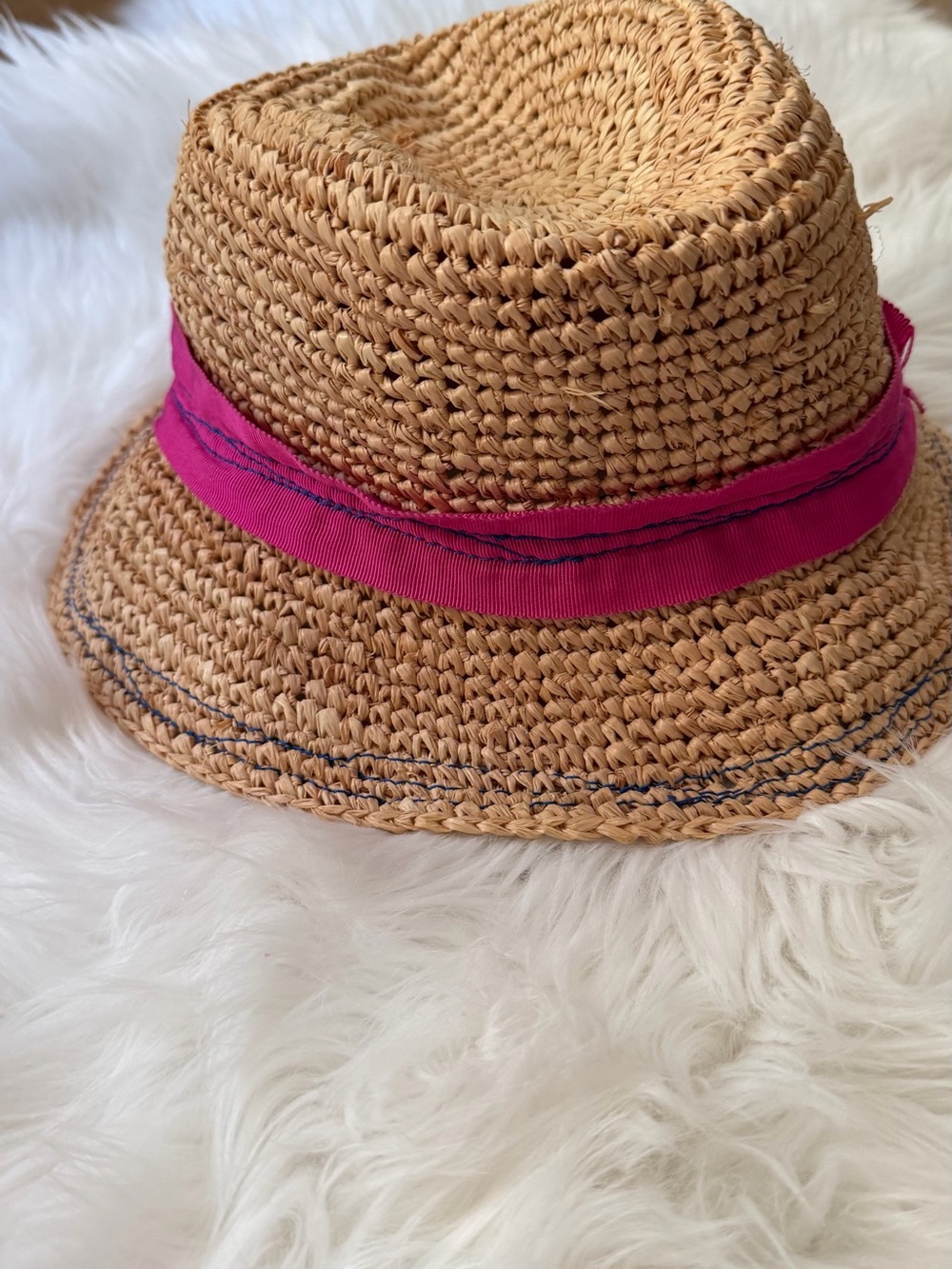 Lola Hat Tarboush Grosgrain Topstitched
Fedora Woman’s Hat with Pink Band